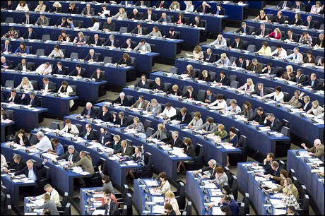 parlamento europeo risoluzione reddito minimo